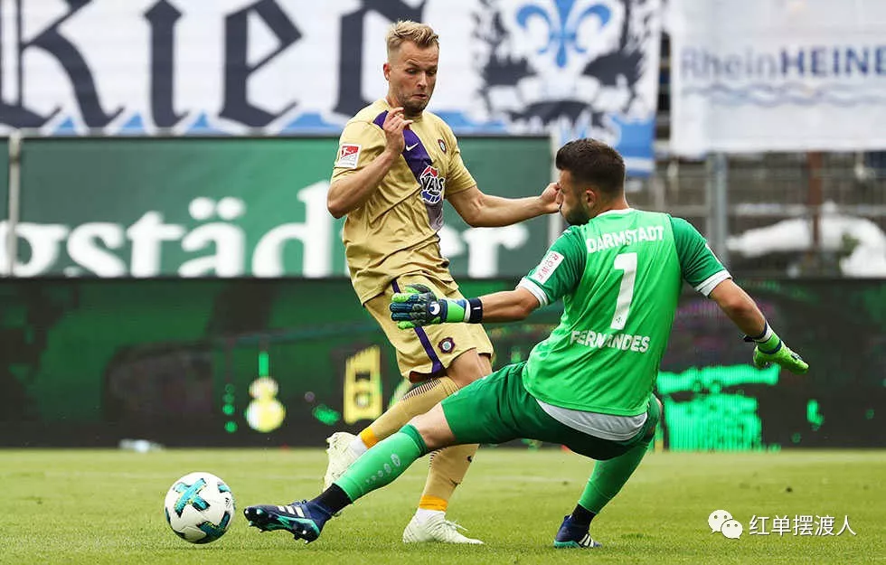 卡尔斯鲁厄队大胜保持不败纪录 卡尔斯鲁厄队大胜保持不败纪录