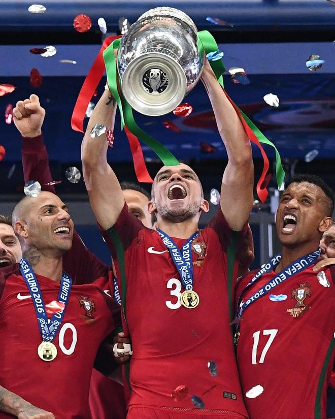 开云体育-欧洲国家足球队为了夺得胜利而拼搏