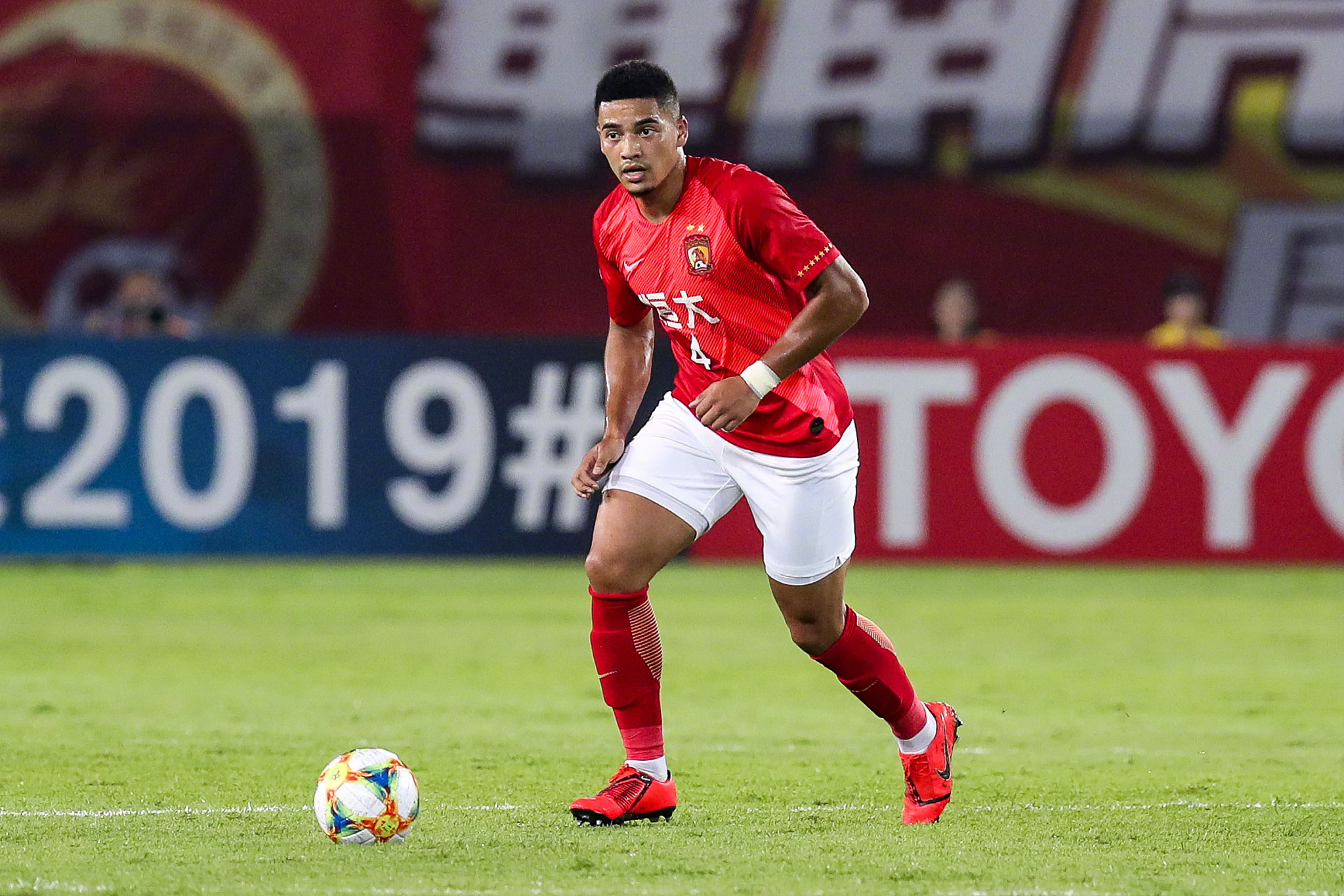 广州恒大客场失利,亚冠出线形势悬殊的简单介绍 广州恒大客场失利,亚冠出线形势悬殊的简单介绍