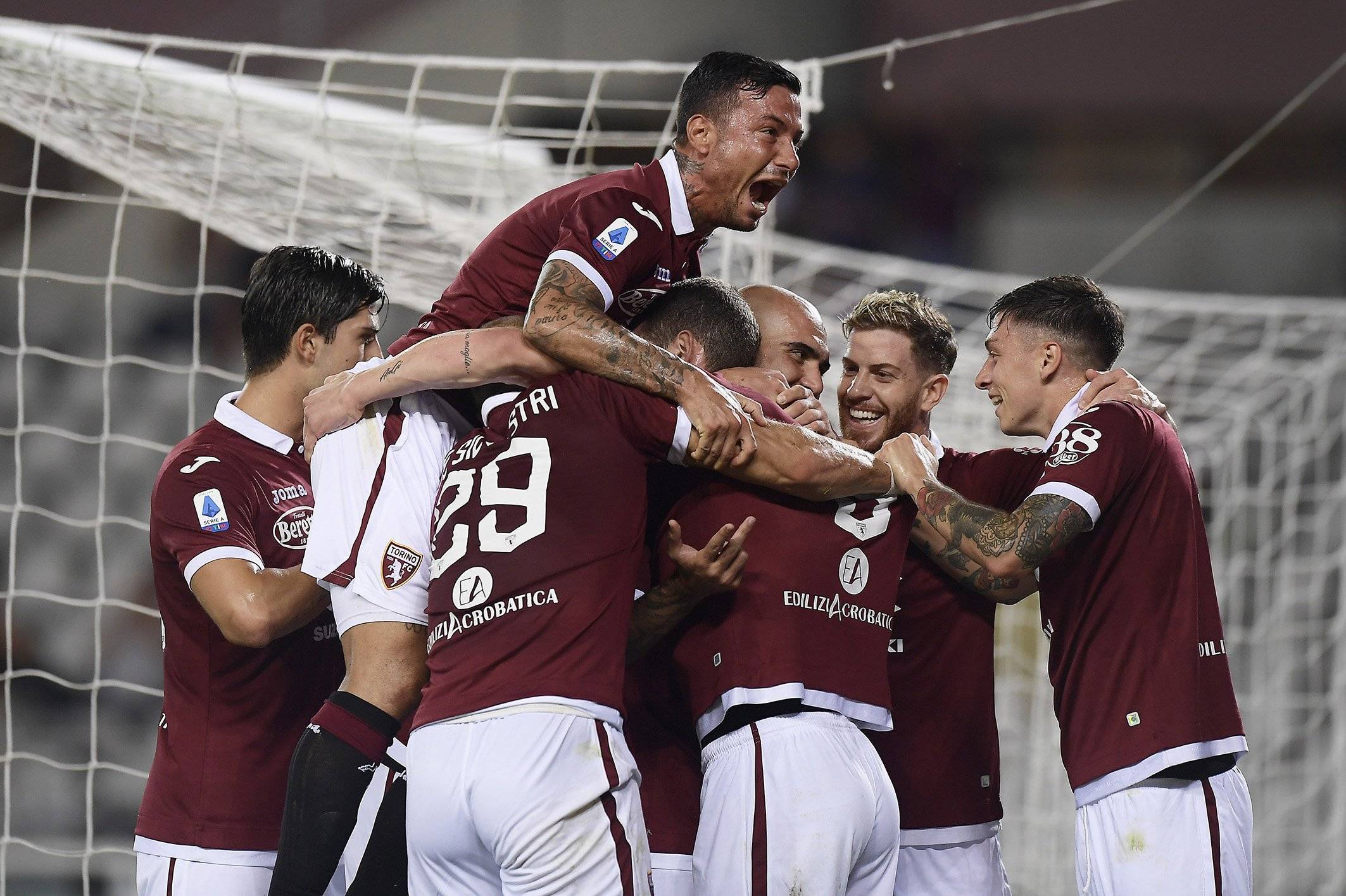 都灵队主场告捷,跻身意甲前十 都灵队主场告捷,跻身意甲前十