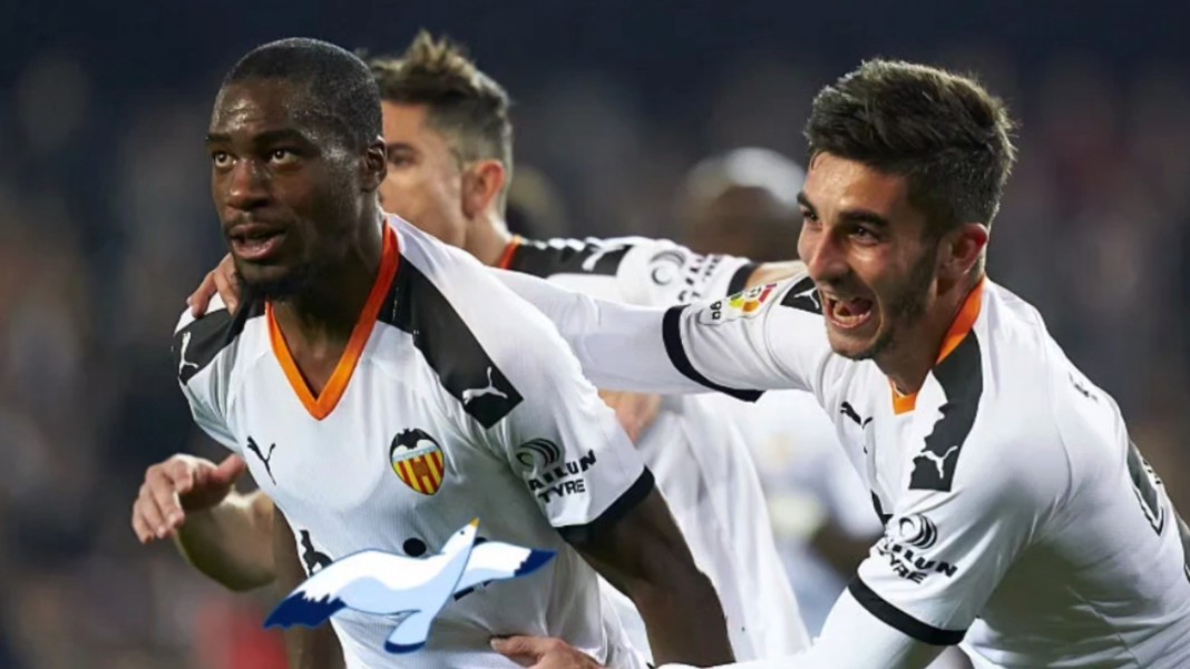 瓦伦西亚主场获胜,继续领跑 瓦伦西亚主场获胜,继续领跑