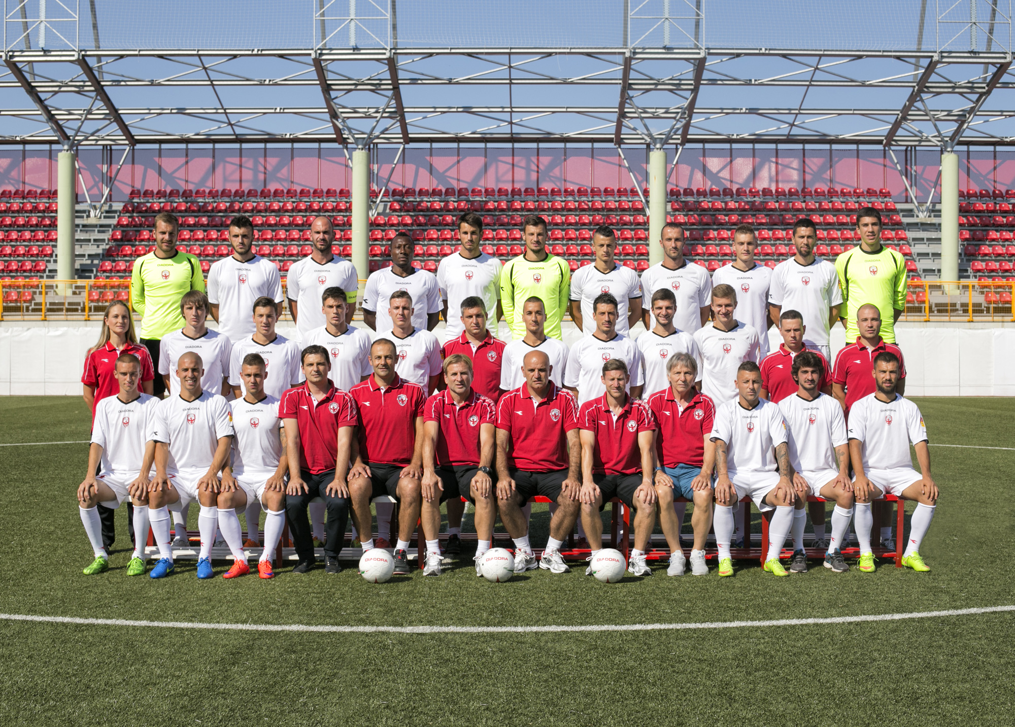 开云APP-足球联赛：世界各国球队齐聚一堂的简单介绍