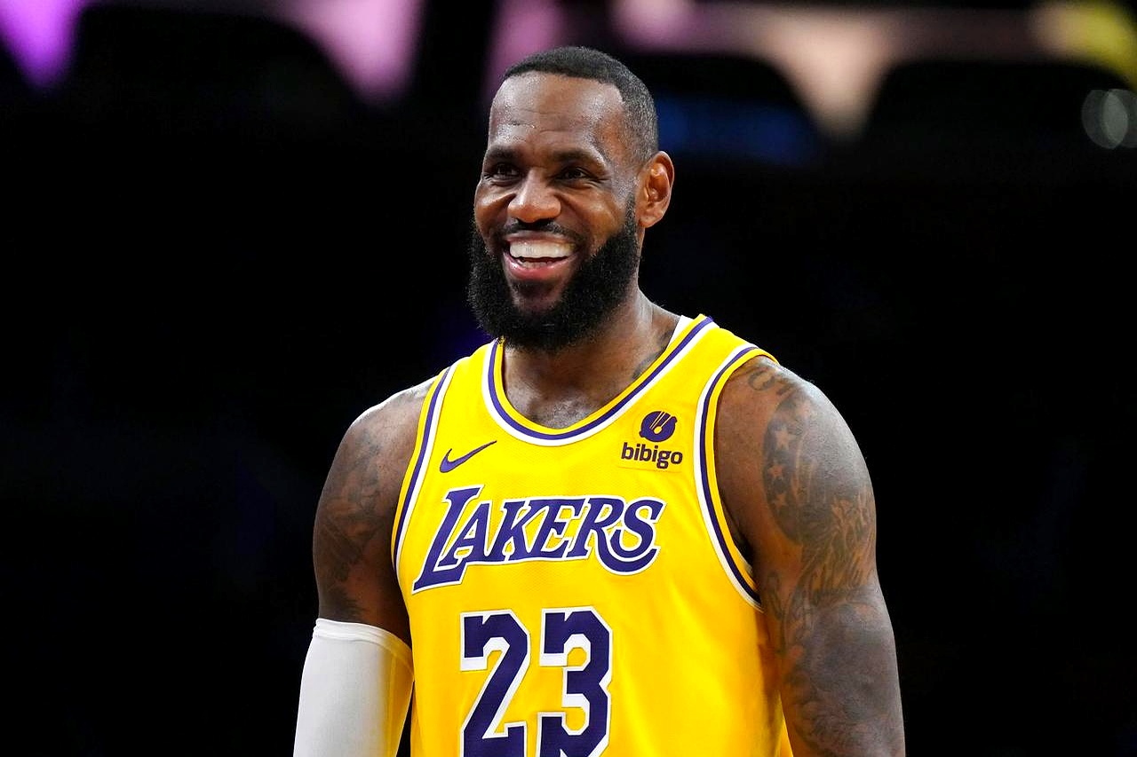 开云下载-人队在主场不敌湖人队，遗憾失去胜利的简单介绍