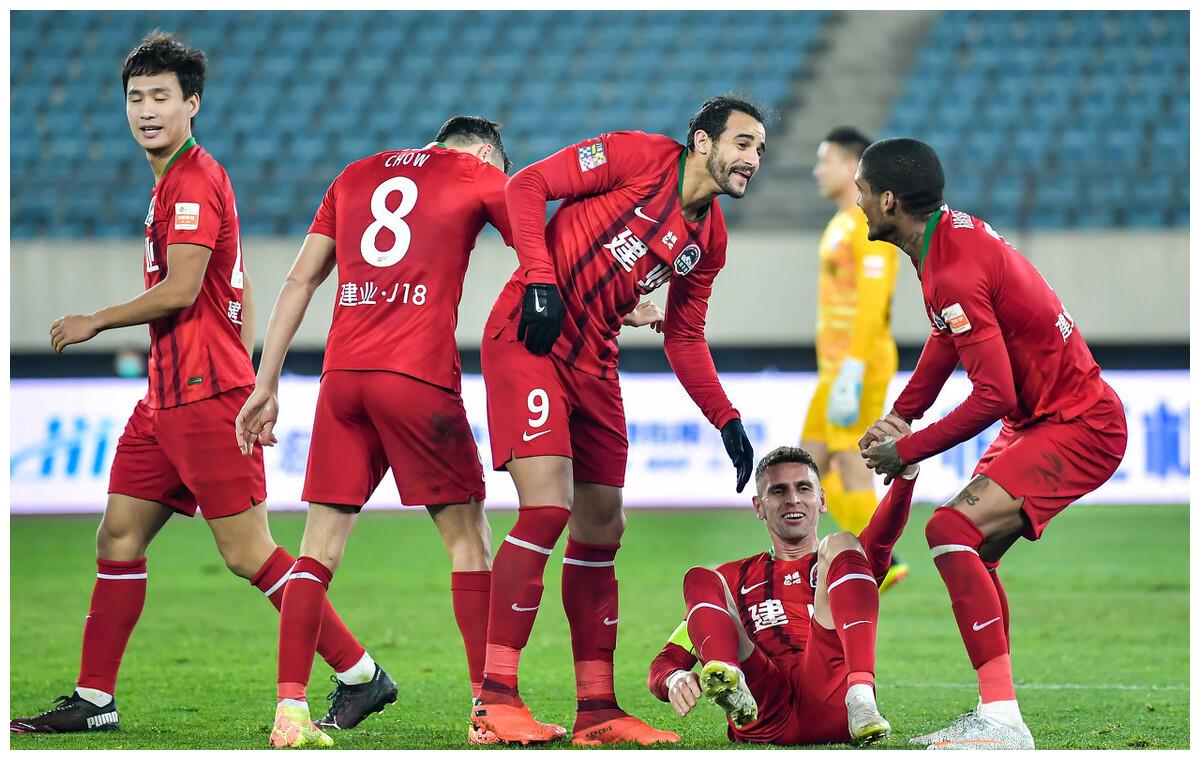 河南建业客场被逆转，排名下滑