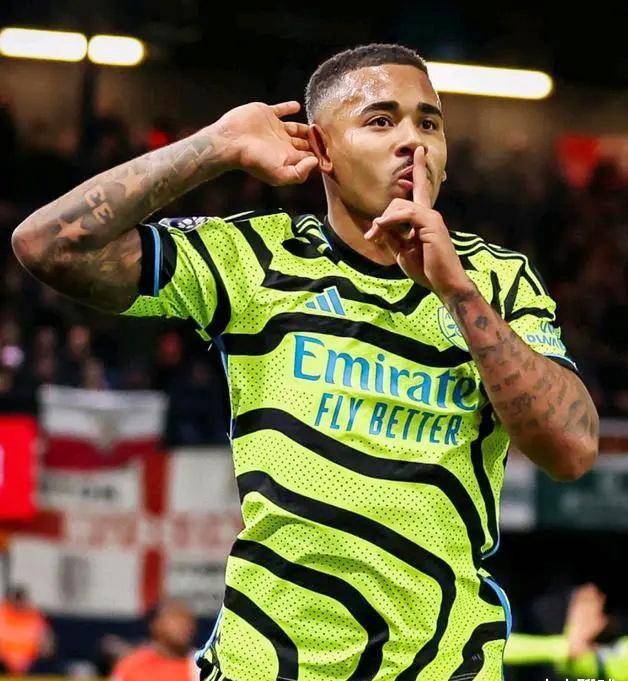 开云官方app入口-哥伦比亚队压哨得分，成功晋级