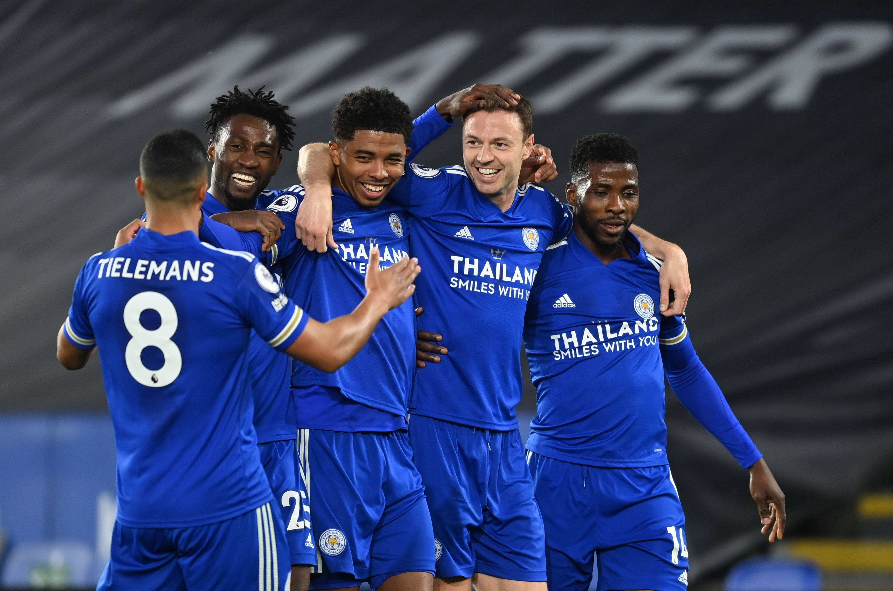 开云平台-意甲联赛再掀风云球迷热血沸腾