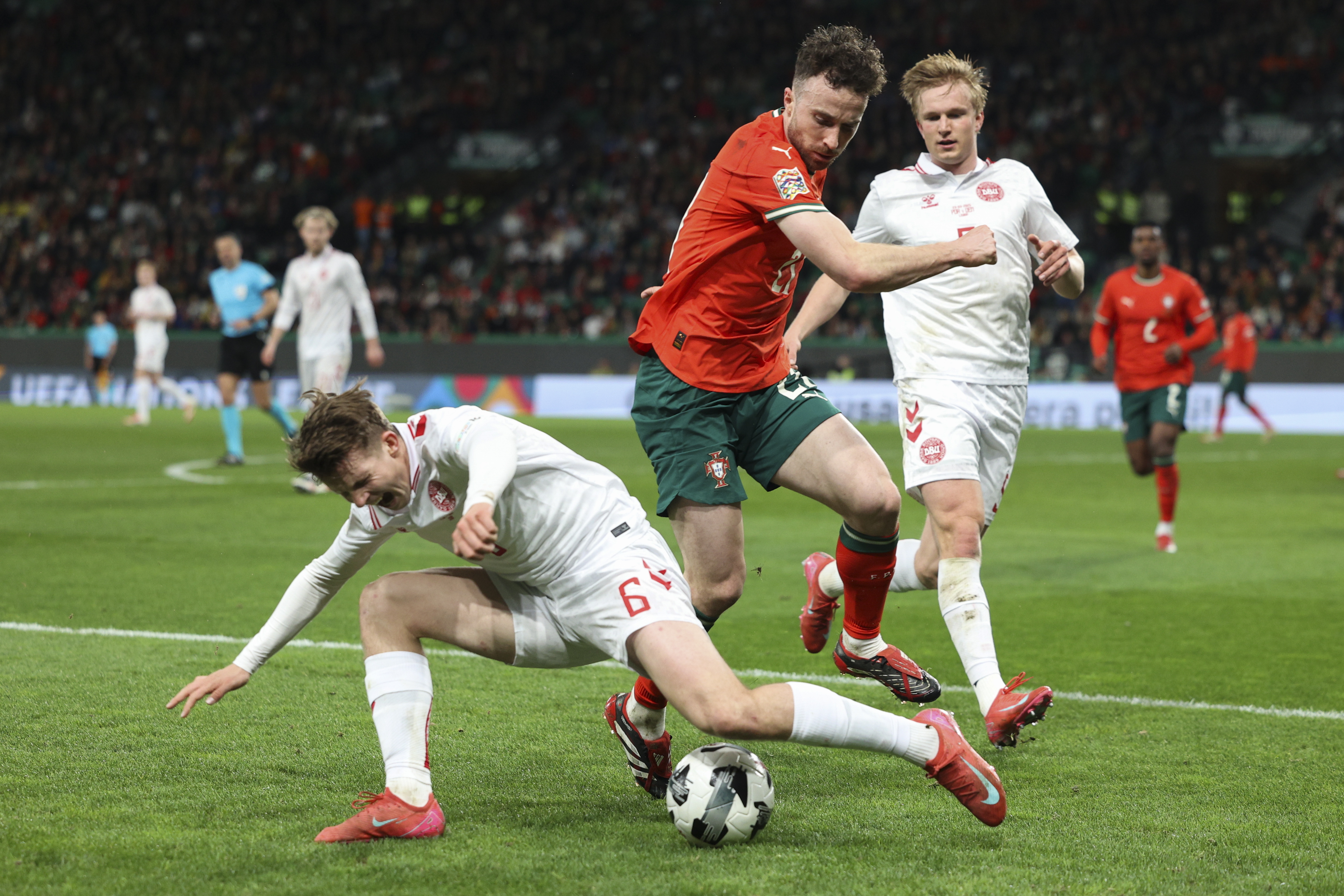 关于欧国联半决赛:球队战术调整备受关注的信息 关于欧国联半决赛:球队战术调整备受关注的信息