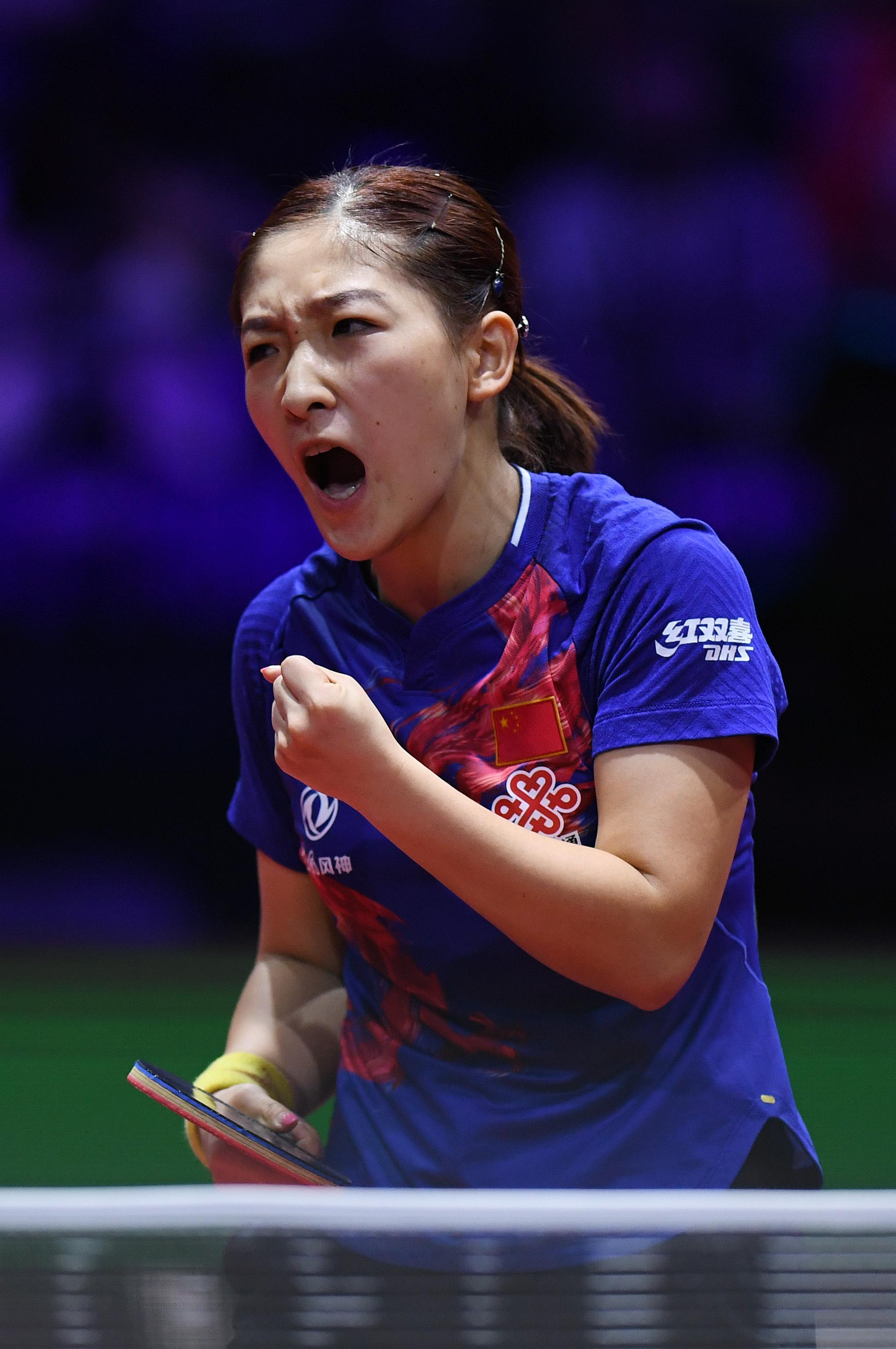 伊朗队员奋勇争先，冲刺冠军梦想