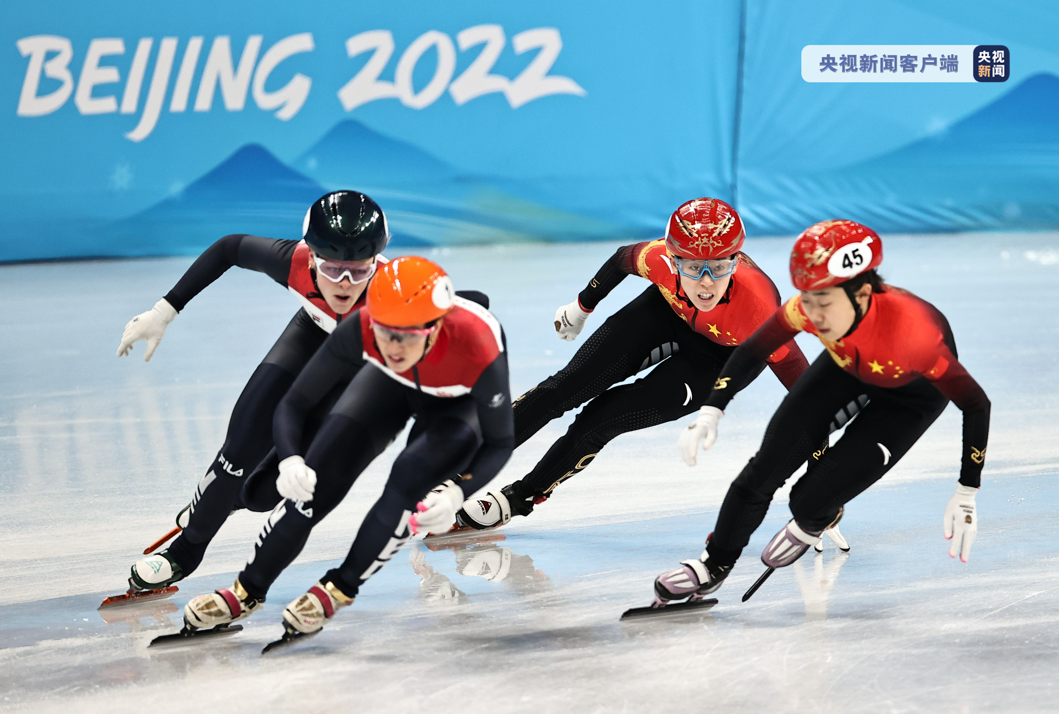 亚美尼亚队搏命表现,成功晋级四分之一决赛 亚美尼亚队搏命表现,成功晋级四分之一决赛