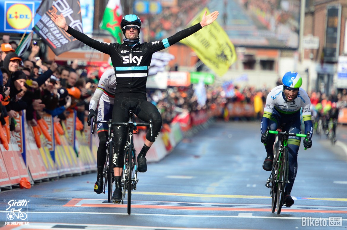 开云体育app-传奇球星出征，球队在比赛中掀起高潮的简单介绍