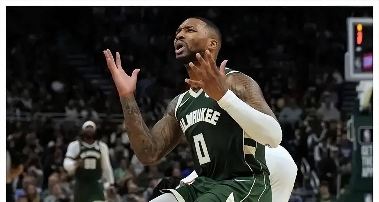 开拓者惨败湖人,利拉德表现低迷 开拓者惨败湖人,利拉德表现低迷