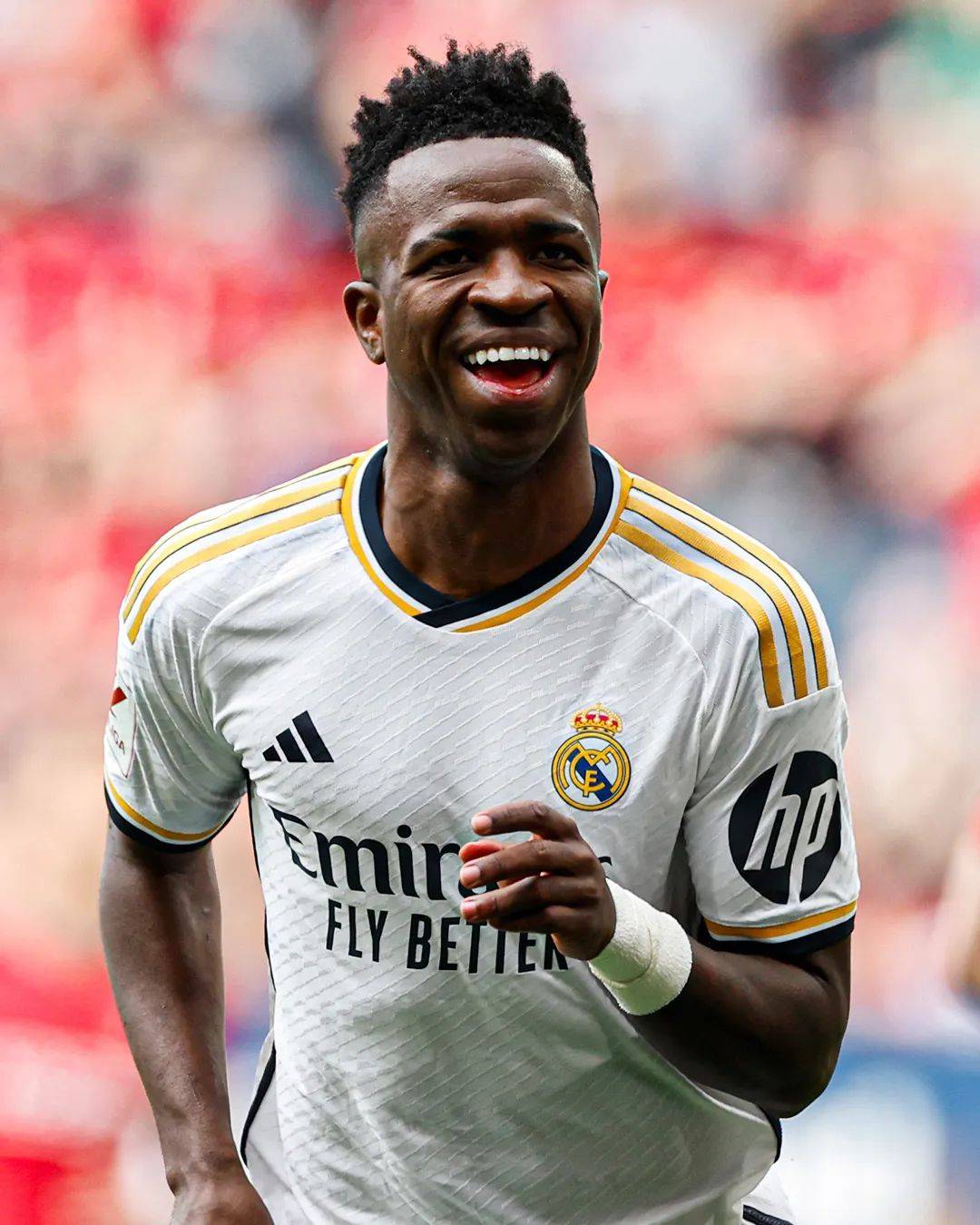 关于皇马主场告捷,球队士气高昂的信息 关于皇马主场告捷,球队士气高昂的信息