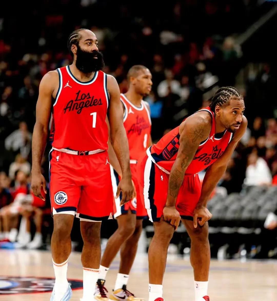 开云下载-快船惊险逆转国王，莱纳德独揽40分