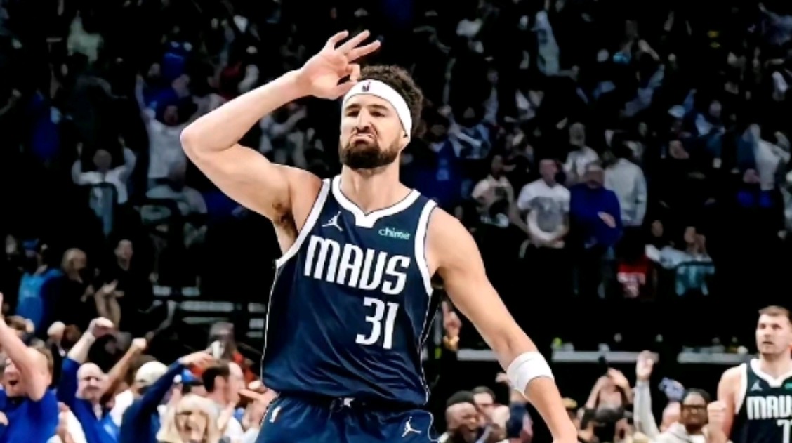 开云体育在线-独行侠战胜独行侠，取得北西部榜首位置