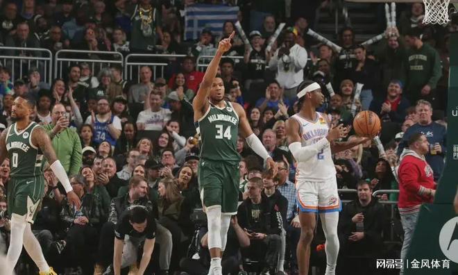 76人队力克马刺队,继续稳居榜首 76人队力克马刺队,继续稳居榜首